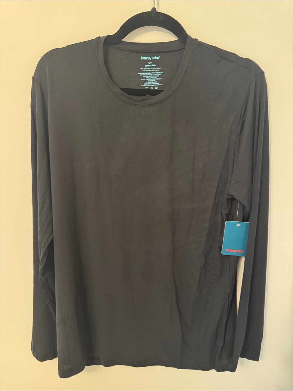 Tommy John Men’s Long Sleeve Crewneck Shirt - Black